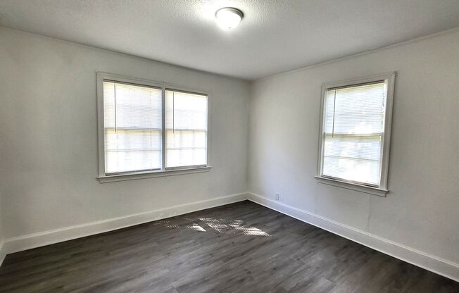 2 beds, 1 bath, $1,000