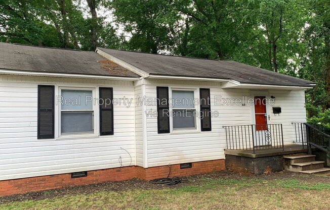 410 LAMONT ST