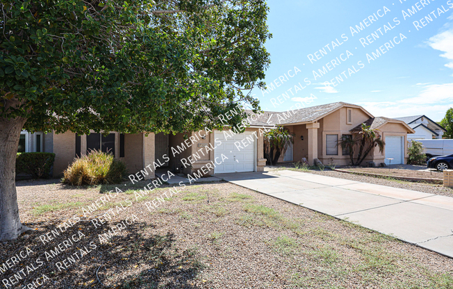 3241 W BLACKHAWK DR