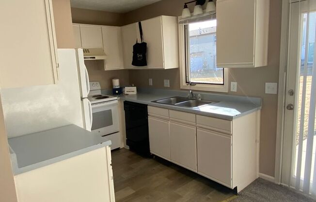 1 bed, 1 bath, 650 sqft, $1,019, Unit 12722C