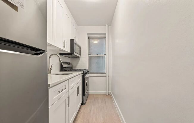 1 bed, 1 bath, $1,700, Unit UNIT D54