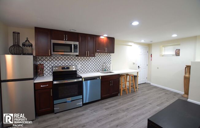 1 bed, 1 bath, $1,750