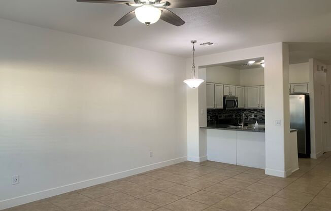 Ready Now!! 3BR 2.5BA located in Chandler - Cross Streets: Warner/Alma School