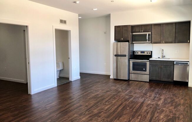 1 bed, 1 bath, 565 sqft, $1,765, Unit 506