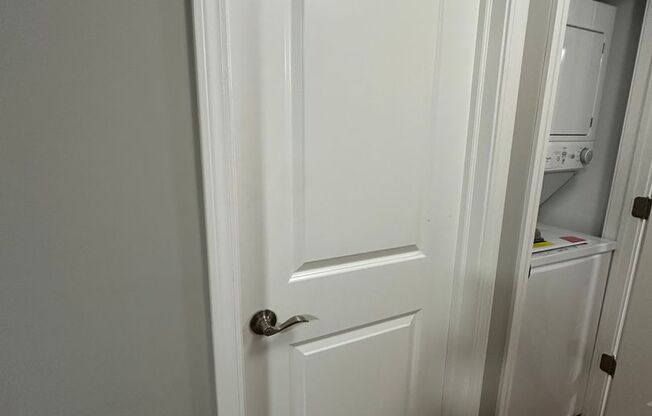 1 bed, 1 bath, 765 sqft, $1,625, Unit Building 9-1A