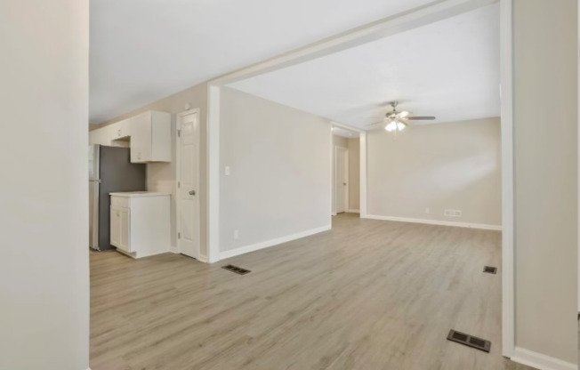 2038 REBECCA LN