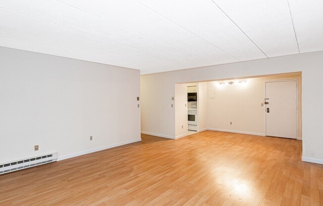 1 bed, 1.5 baths, 853 sqft, $3,200, Unit 307