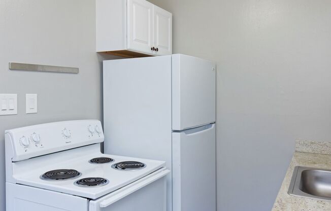 1 bed, 1 bath, 650 sqft, $1,725, Unit 31