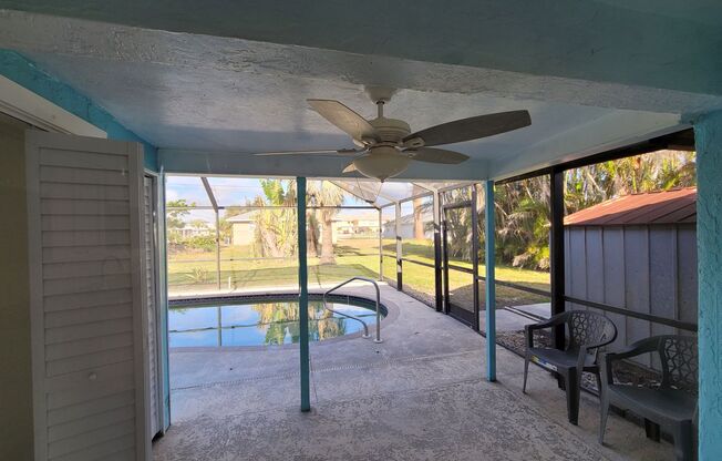 Duplex with pool for rent