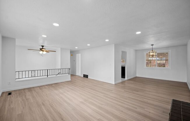 Move-In Special - Beautiful South Valley Home! Available Now!