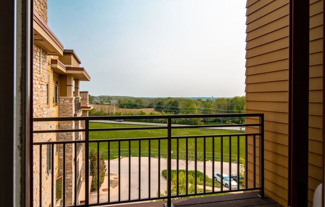 2 beds, 2 baths, 1,132 sqft, $1,370, Unit 8119-313