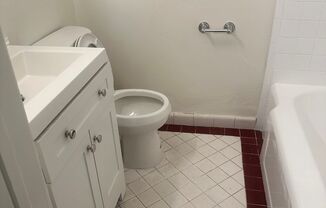 Studio, 1 bath, 298 sqft, $1,200, Unit 105
