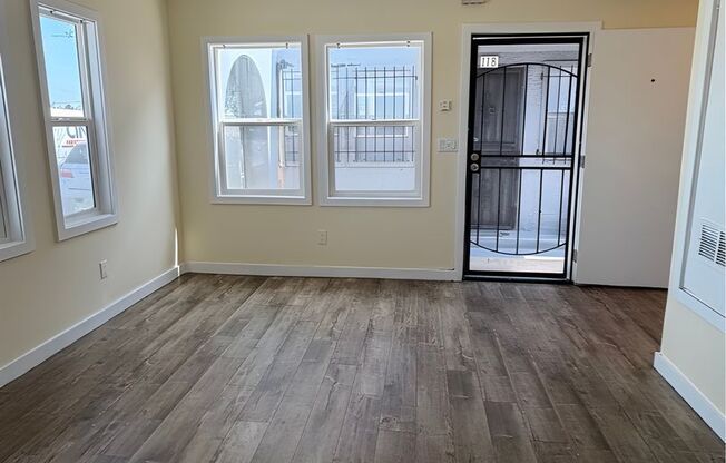 Studio, 1 bath, 220 sqft, $1,512