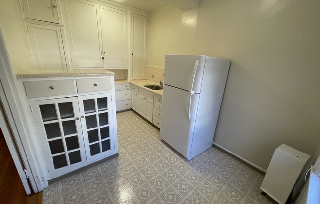 251 PARNASSUS AVE