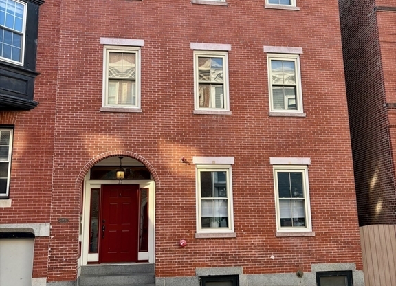 33 WINTHROP ST