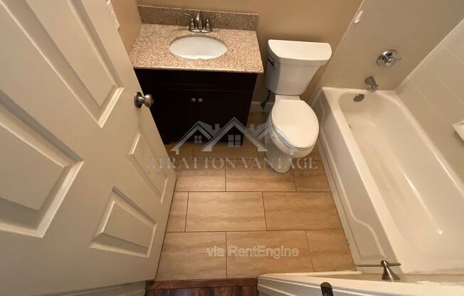 2 beds, 2 baths, 860 sqft, $1,500, Unit 2057