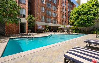 2 beds, 1 bath, 829 sqft, $3,499, Unit 328