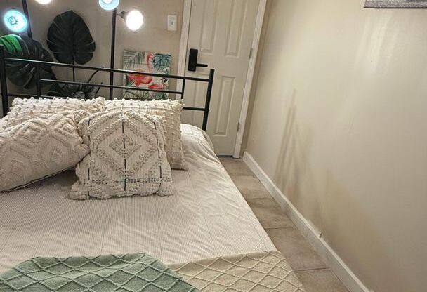 1703 MCCARTHY AVE Habitación #3 - PADSPLIT