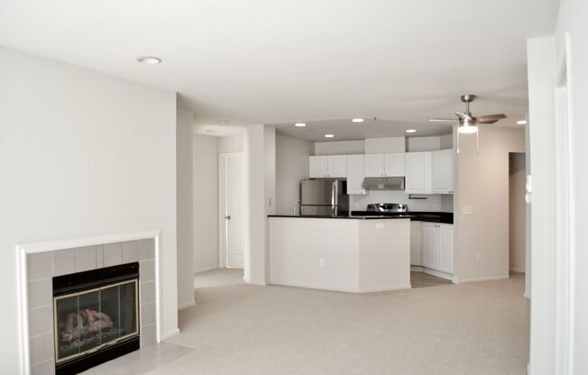 2 beds, 2 baths, 1,004 sqft, $2,495, Unit 210