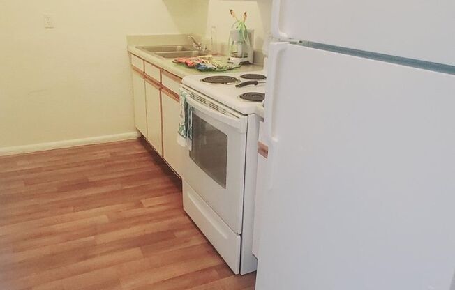 1 bed, 1 bath, 700 sqft, $1,000, Unit CASA-130