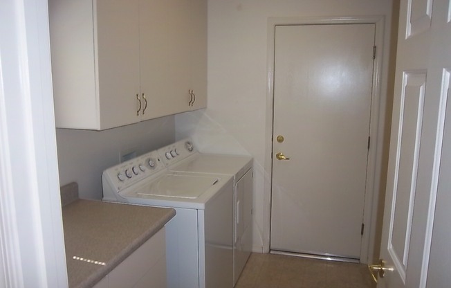 2 beds, 2 baths, $1,950