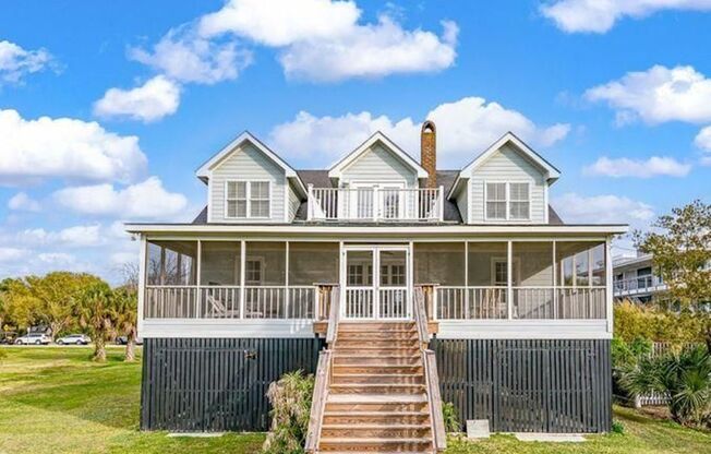 Sullivan's Island Charmer-Fully Furnished