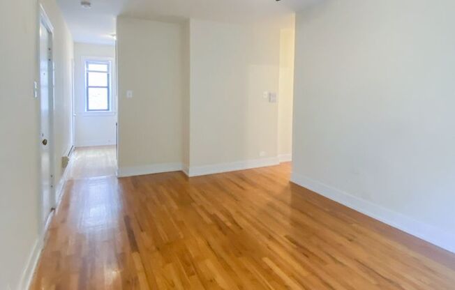 2 beds, 1 bath, 655 sqft, $2,450, Unit 617-B2