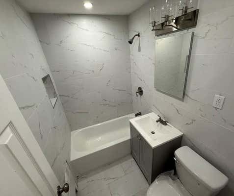 430 W 259 ST