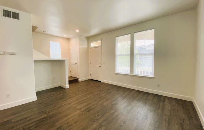 749 Fresno Ave., Santa Rosa, Ca. - 3 bed/2.5 Bath Single Family Home