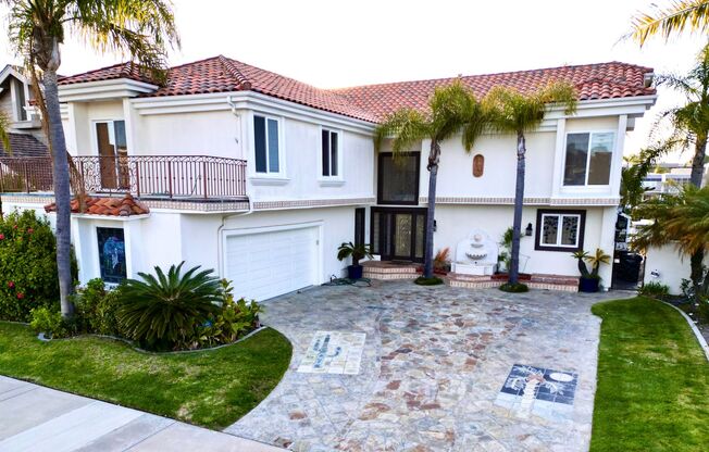 Beautiful Huntington Beach Harbor Home - OPEN HOUSE SATURDAY 5/4/24 from 12-3pm.