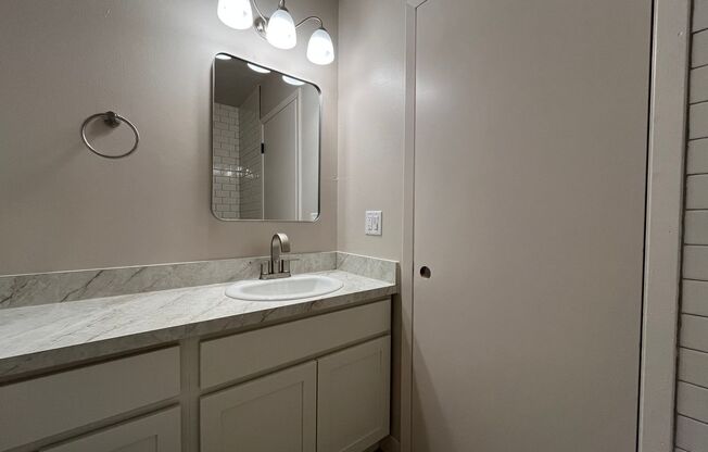 2 beds, 2 baths, $1,495, Unit 222