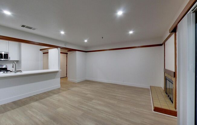 1 bed, 1 bath, 777 sqft, $2,888, Unit 3076