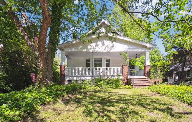 1507 CREST RD