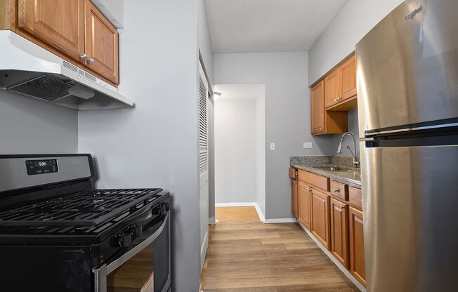 2 beds, 1 bath, 550 sqft, $1,554, Unit 4242 - 3W