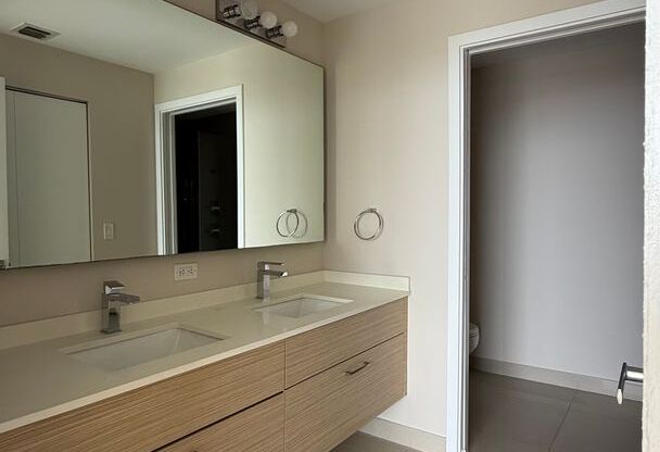 3 beds, 3 baths, $6,200, Unit Unit #802