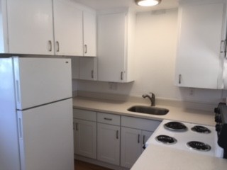 2 beds, 1 bath, 550 sqft, $1,325, Unit 8820 #D