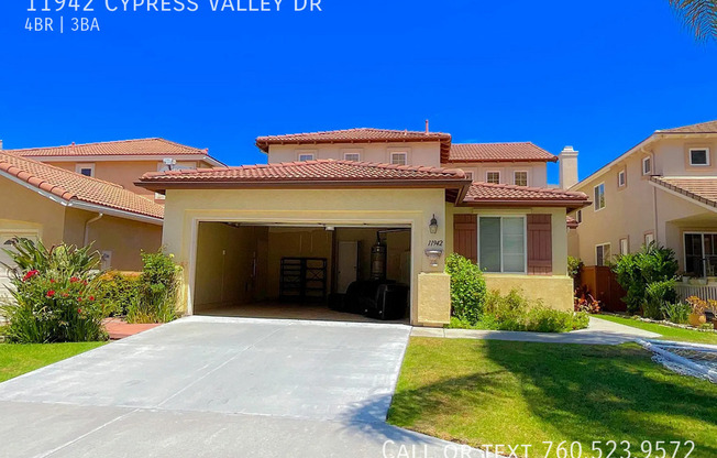 11942 CYPRESS VLY