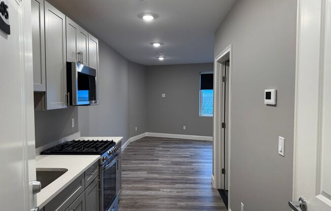 Studio, 1 bath, 362 sqft, $1,850, Unit 205