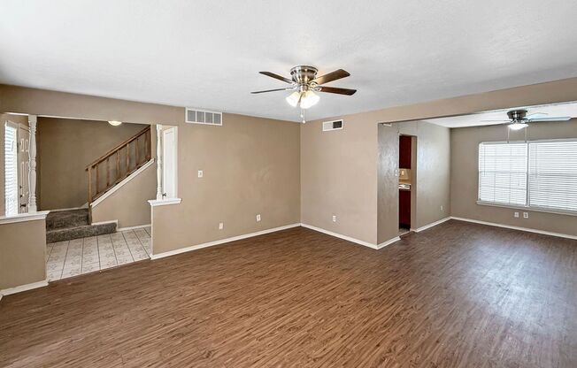 Charming 3-Bed, 2.5-Bath Home for Lease in Meadow Creek Neighborhood!