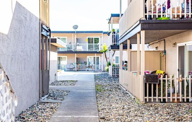 25173 Amador Royale Apartments