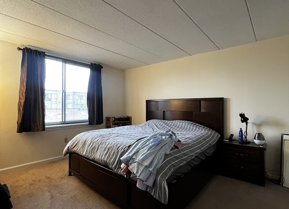 2 beds, 2 baths, 1,100 sqft, $3,500, Unit 411