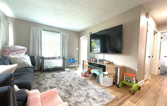 4 Bedroom Single Family Home with 2.5 car garage