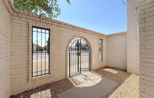 Spacious East El Paso 3bed/2bath!
