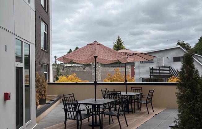 Studio, 1 bath, 260 sqft, $1,090, Unit 502