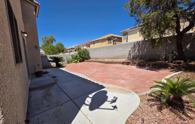 4 beds, 3 baths, $2,600