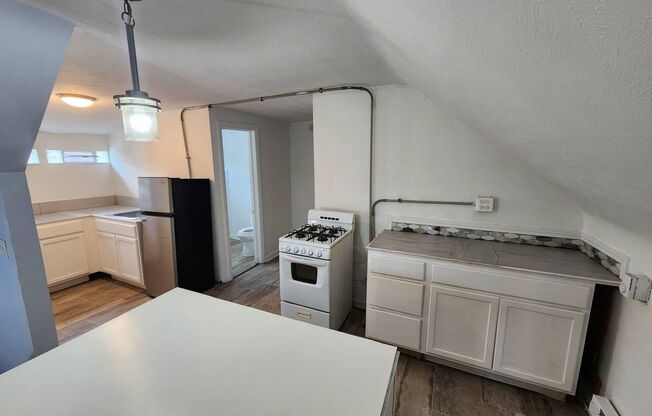 3820 E.,142nd St., Cleveland, OH 44128