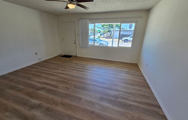 Clairemont  3br, 1 ba. Detached Home.