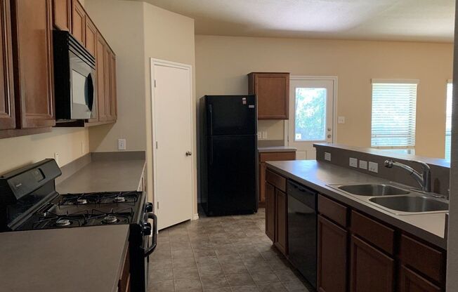 1603 Leafhopper Ln - Ask about our NO DEPOSIT option!