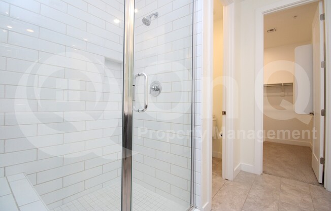 3 beds, 2.5 baths, 2,285 sqft, $3,199, Unit 44