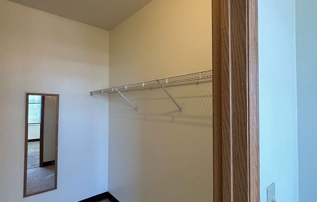 2 beds, 1 bath, 752 sqft, $750, Unit 617 N.12TH ST. #3